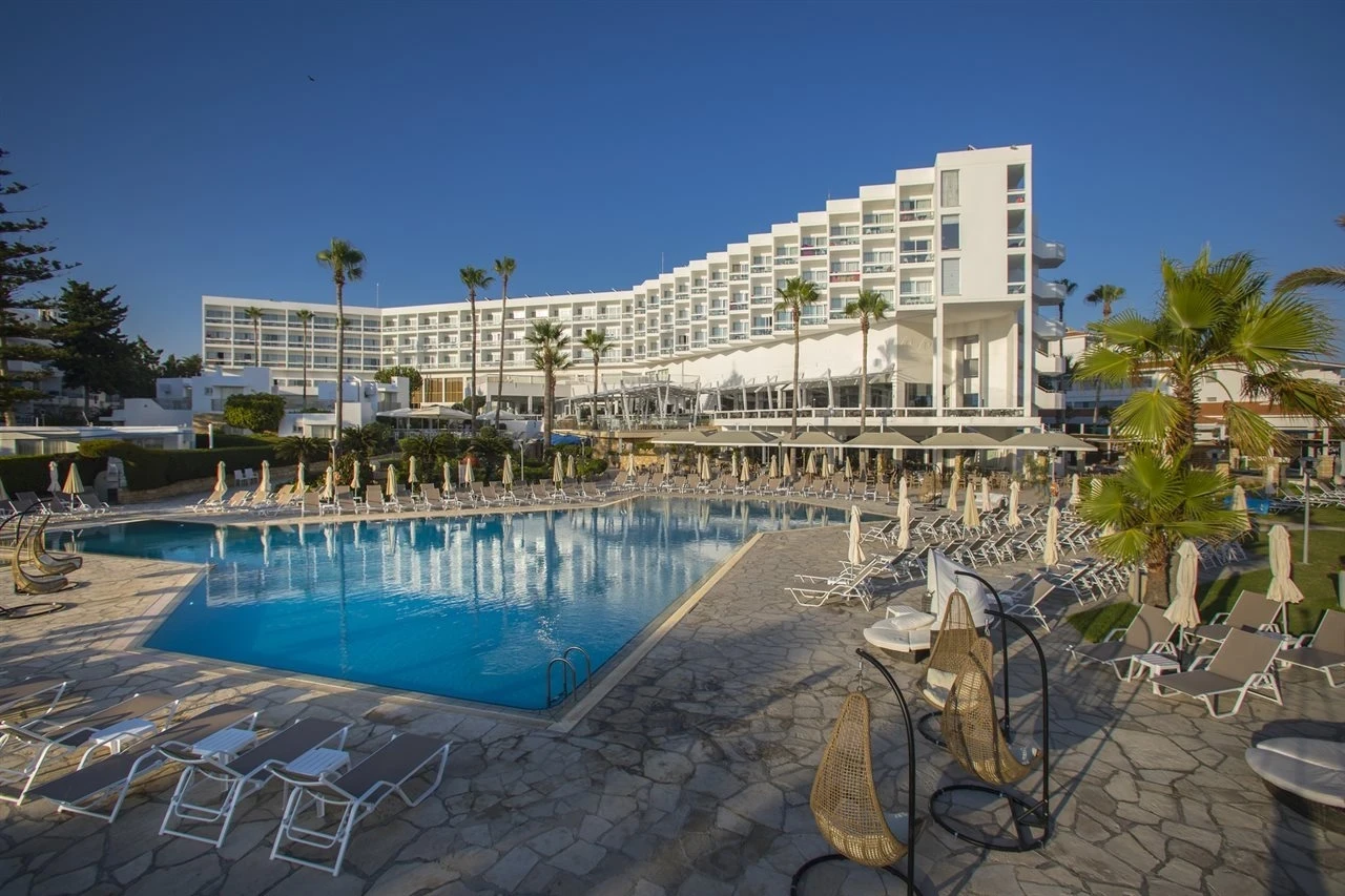 Leonardo Plaza Cypria Maris Beach Hotel and Spa ( ex Cypria Maris Beach Hotel & Spa)