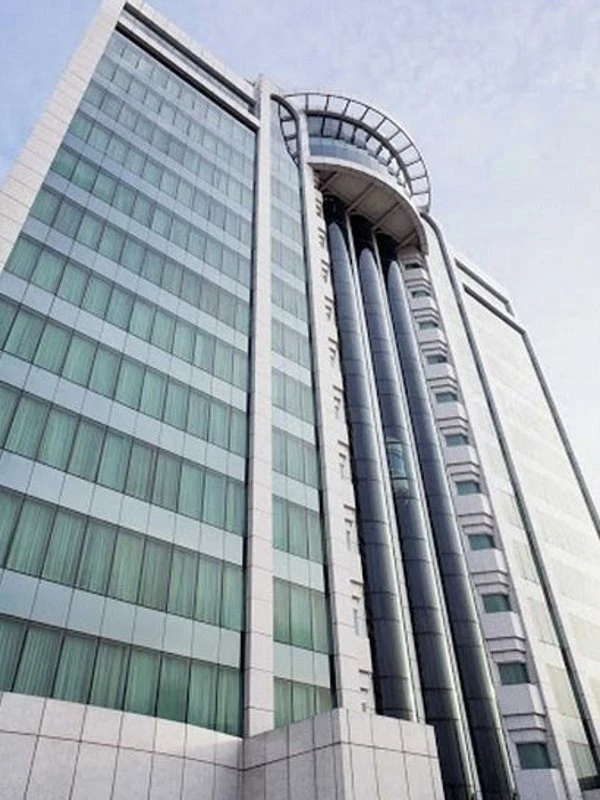 Sheraton Manila Bay (ex Pan Pacific Manila)
