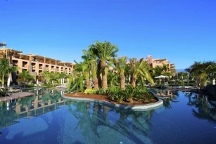 Lopesan Baobab Resort