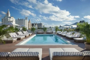 Uma House by Yurbban South Beach