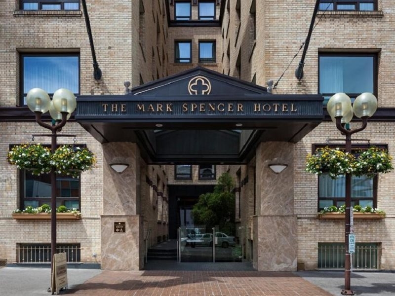 Mark Spencer Hotel