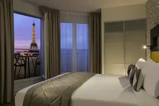 Gay Paris · City Guide