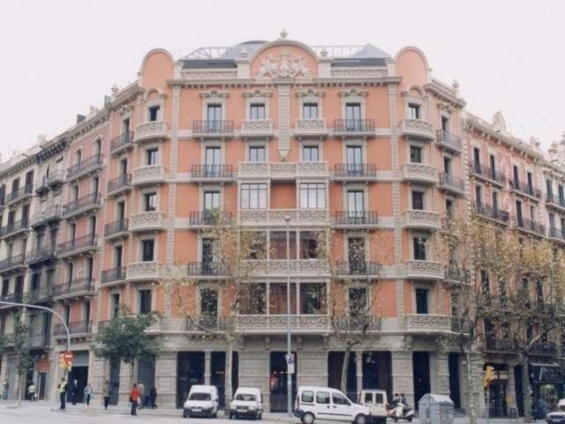 Cram Hotel