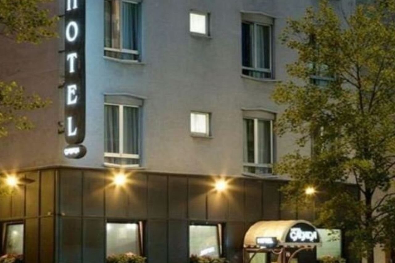 Hotel Canada