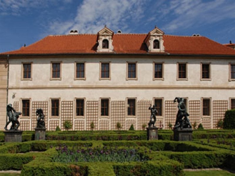 Augustine Hotel