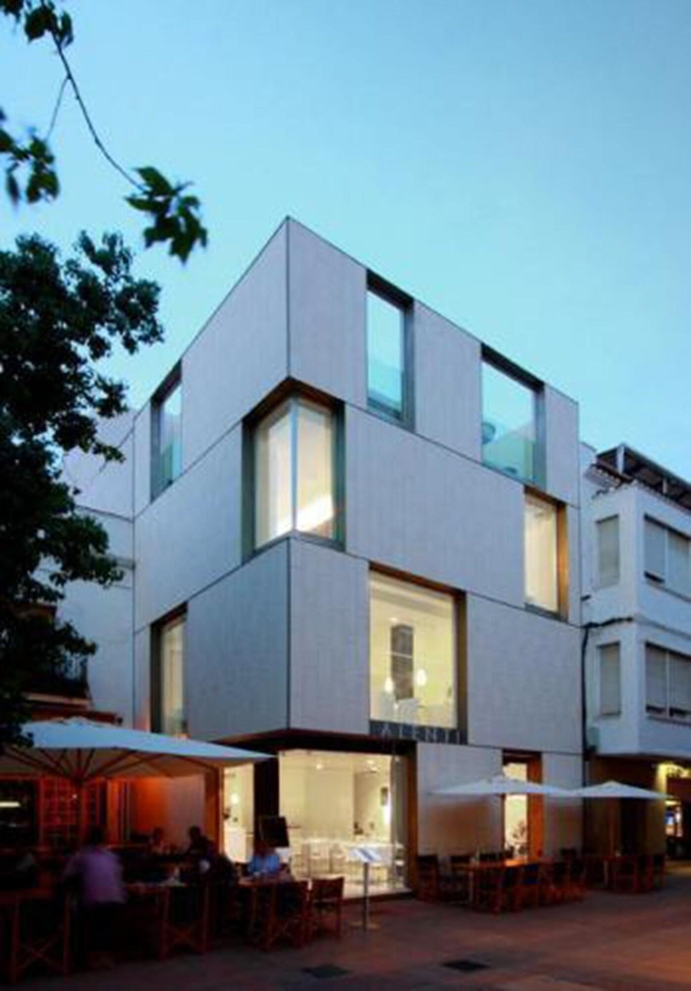 Alenti Hotel
