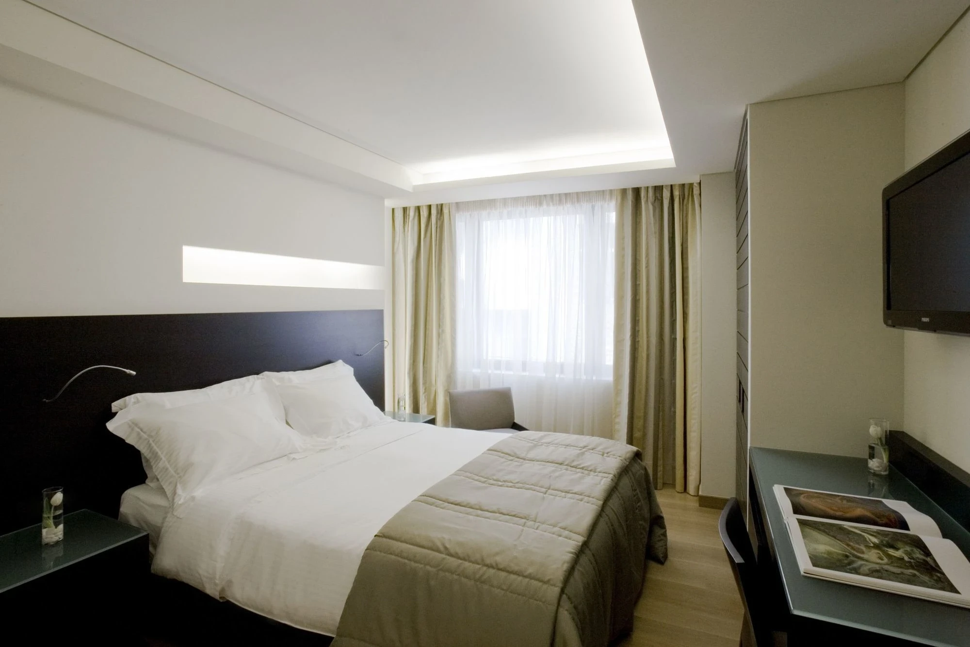 O and B Athens Boutique Hotel