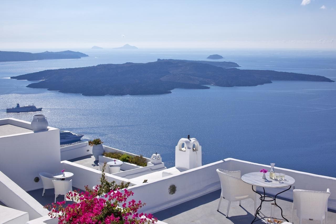 Cliff Side Suites Hotel