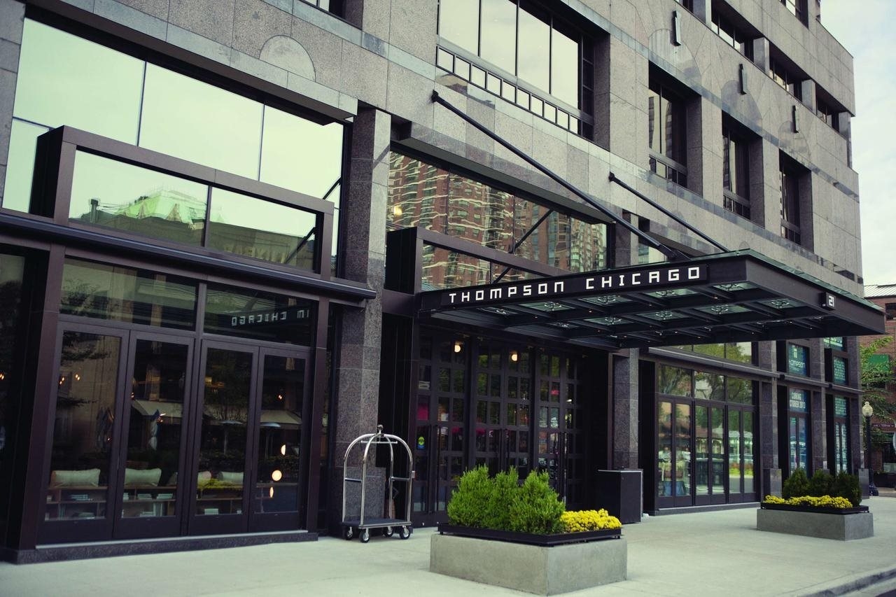 THOMPSON CHICAGO(ex. Sutton Place Hotel)