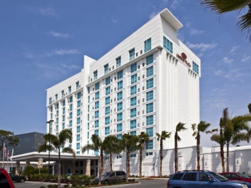 Hotel Alba Tampa Tapestry Collection by Hilton (ex. Crowne Plaza Tampa Westshore)