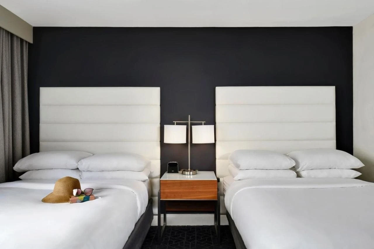Hotel Tampa Riverwalk