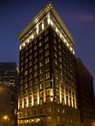 Ellis Hotel