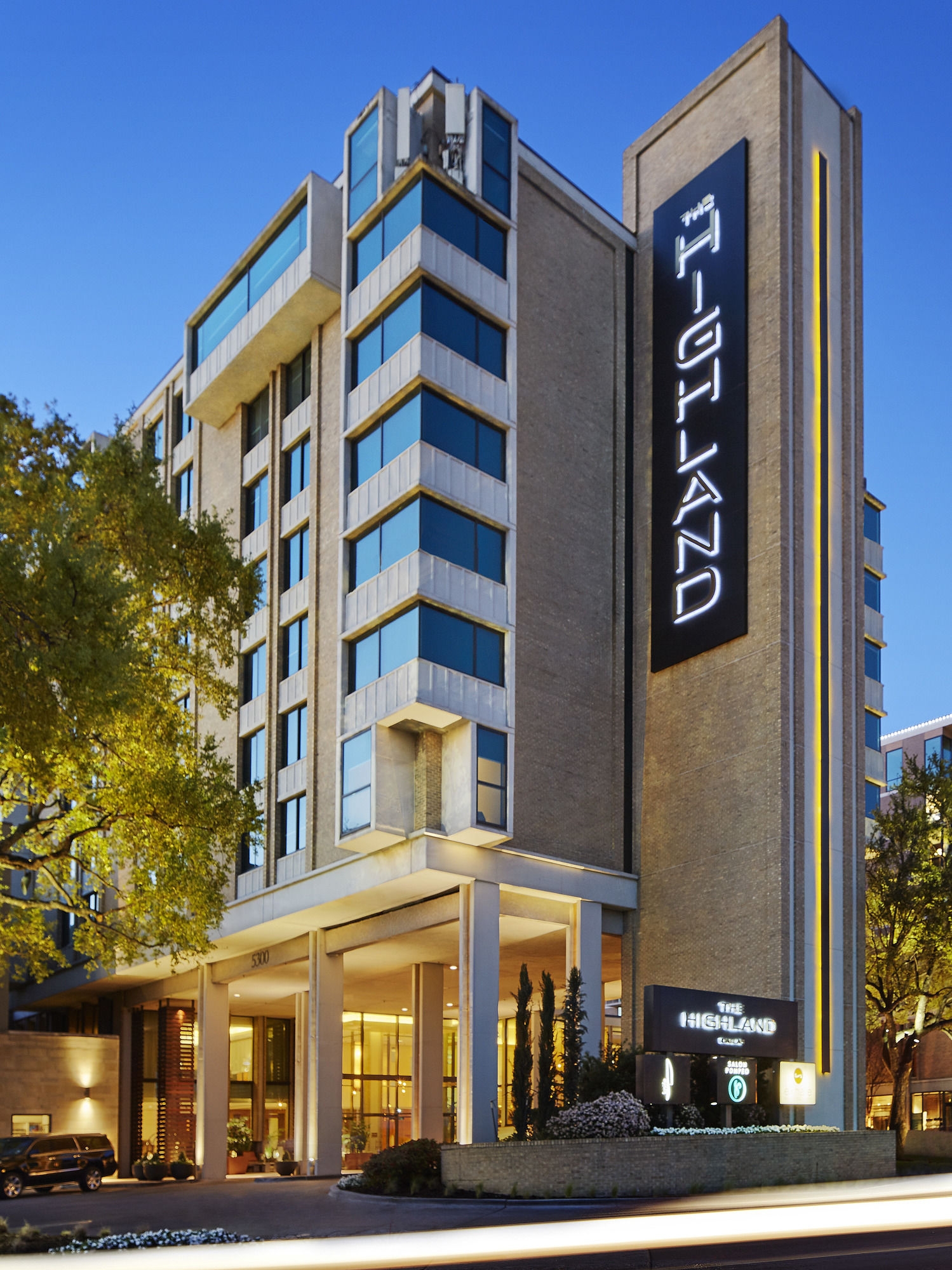The Highland Dallas, Curio Collection by Hilton