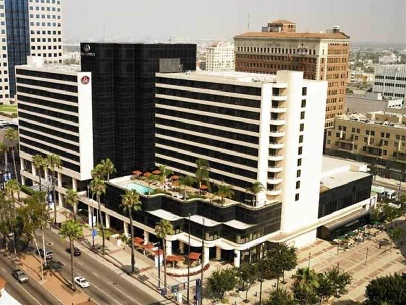Renaissance Long Beach