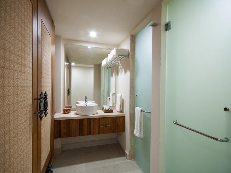 Almar Resort Luxury All Suites & Spa