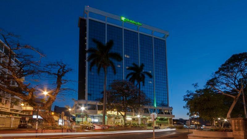 Aurola Holiday Inn