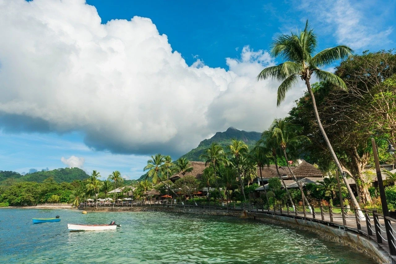 Fishermans Cove Resort