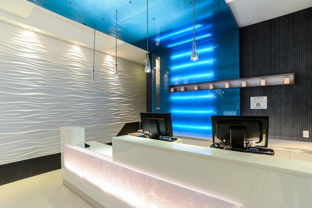 De Point Hotel