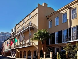 Holiday Inn Chateau LeMoyne