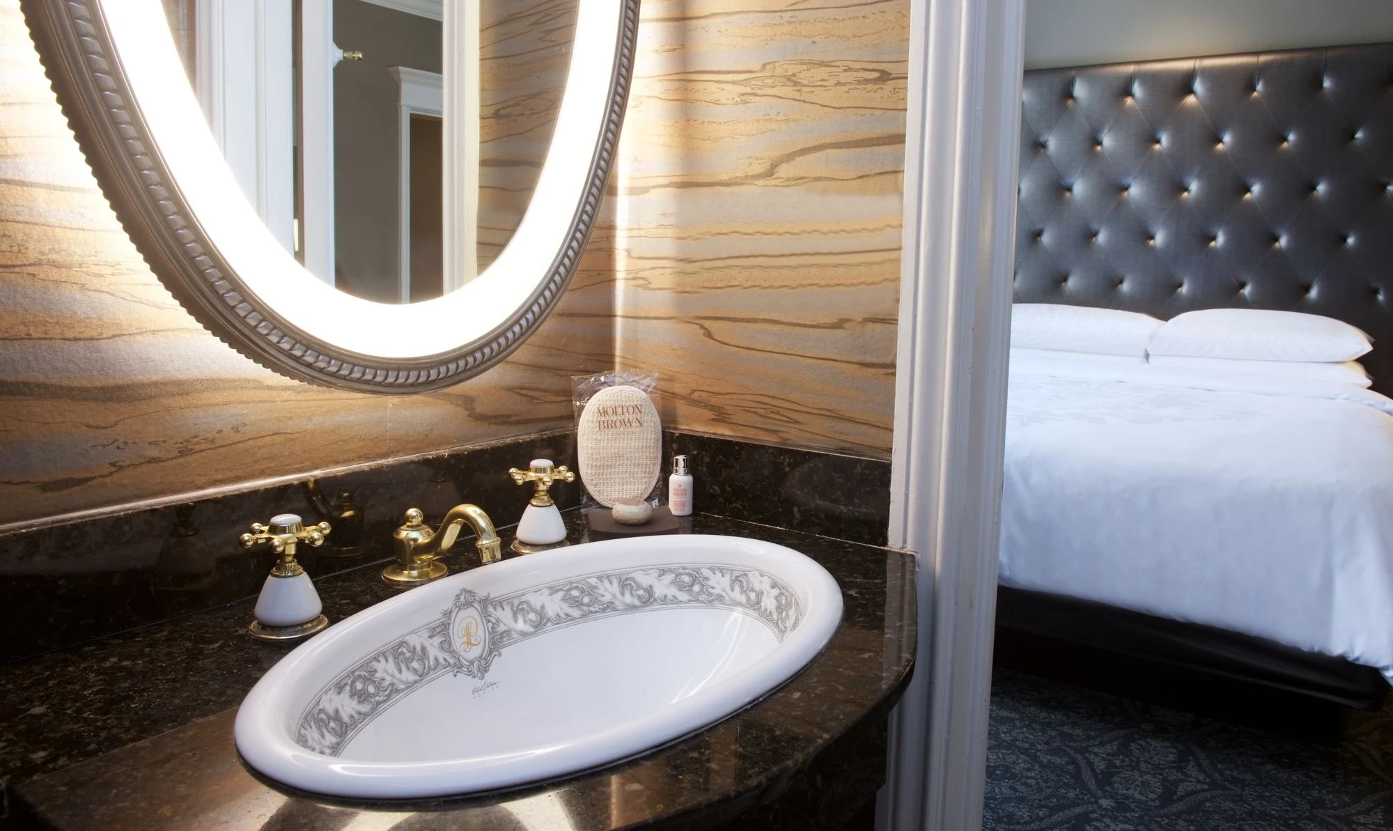Le Pavillon Hotel