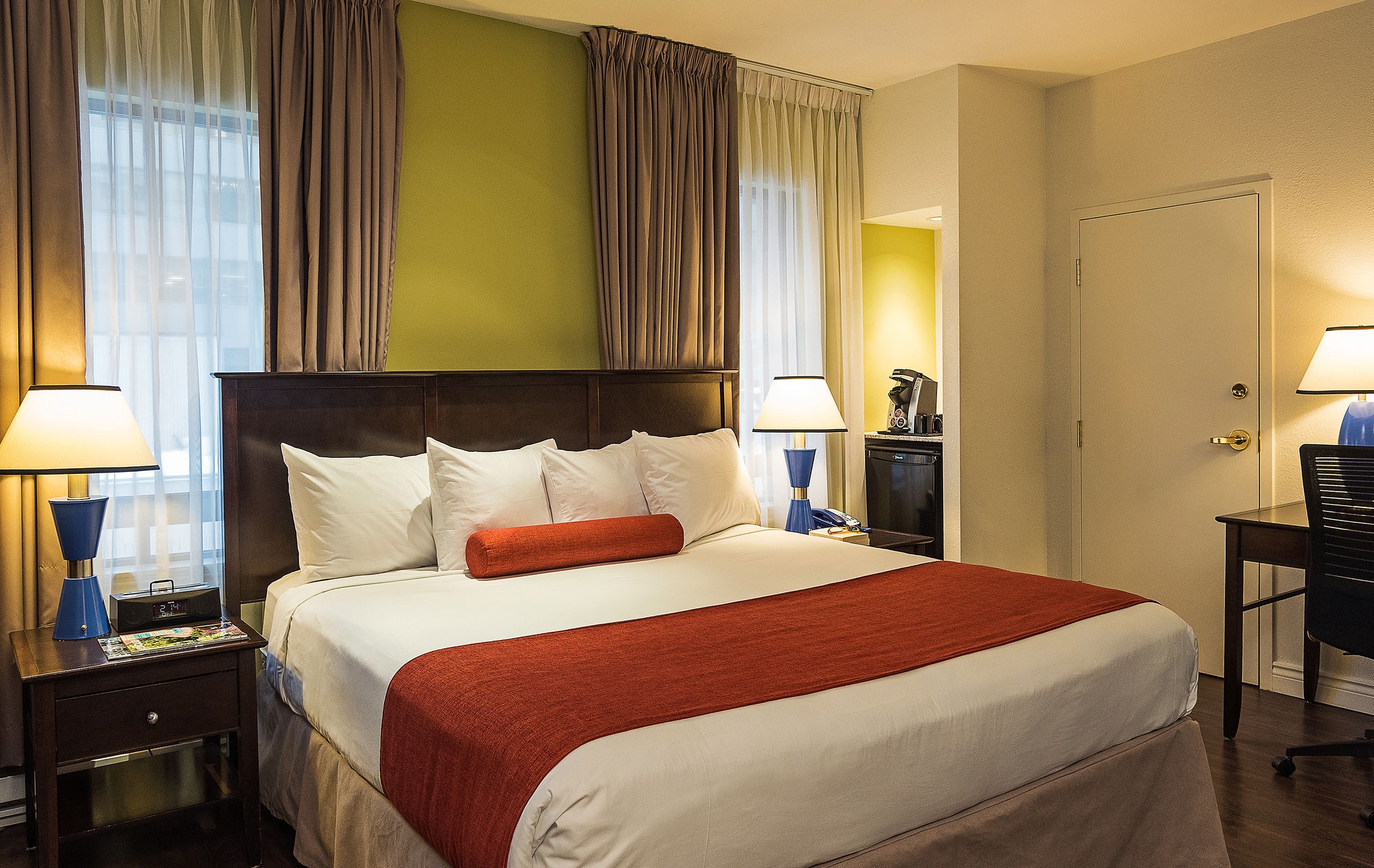 THE METCALFE HOTEL(FORMERLY Hotel Indigo Ottawa)