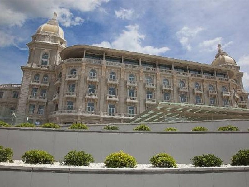 Sofitel Montevideo Casino Carrasco and Spa