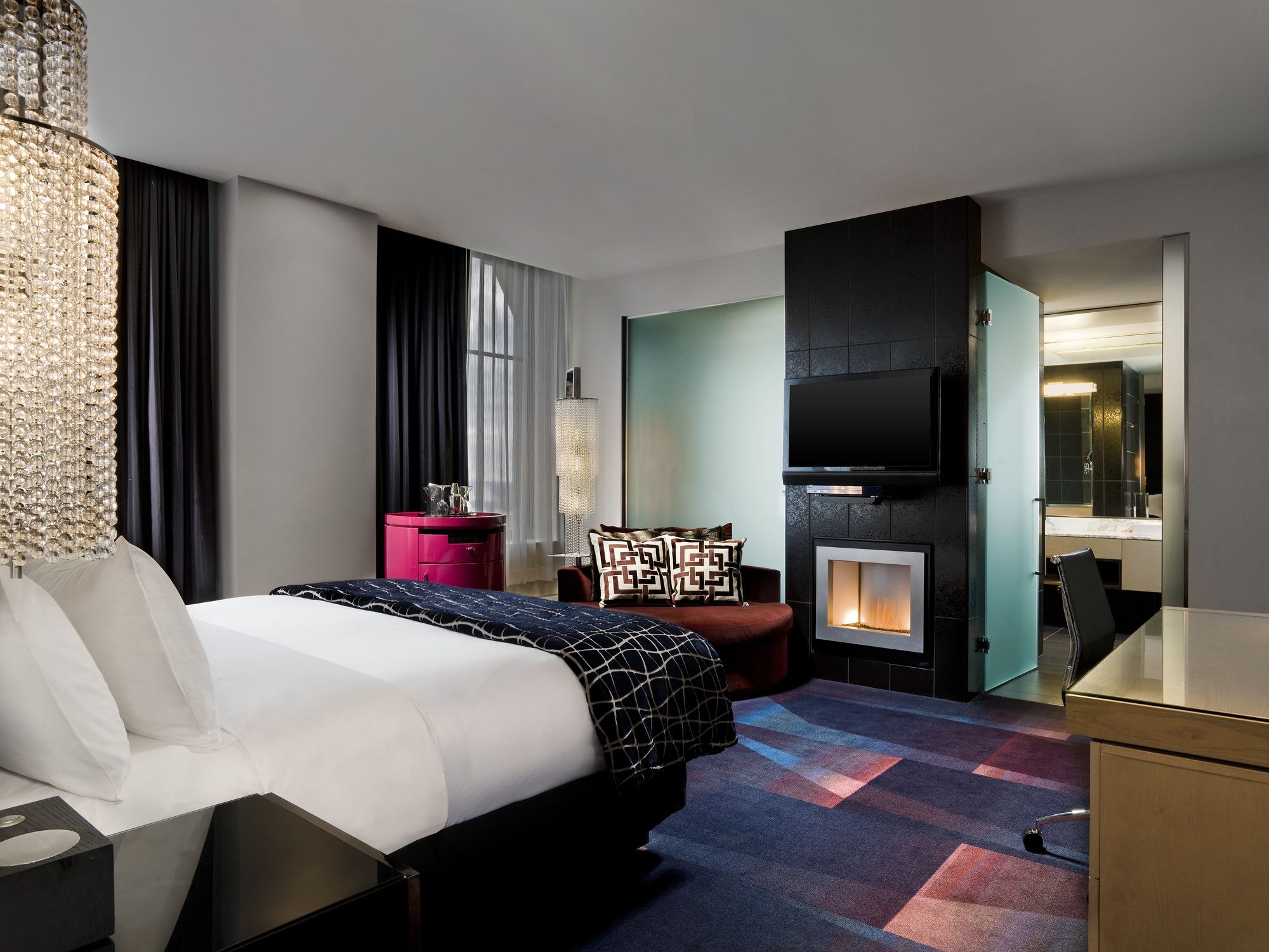 W Minneapolis The Foshay