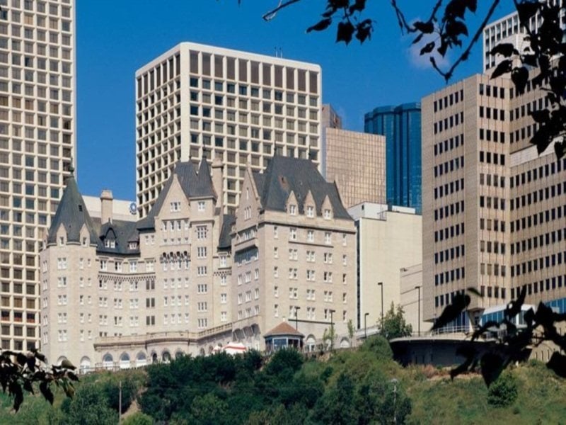 Fairmont Hotel MacDonald