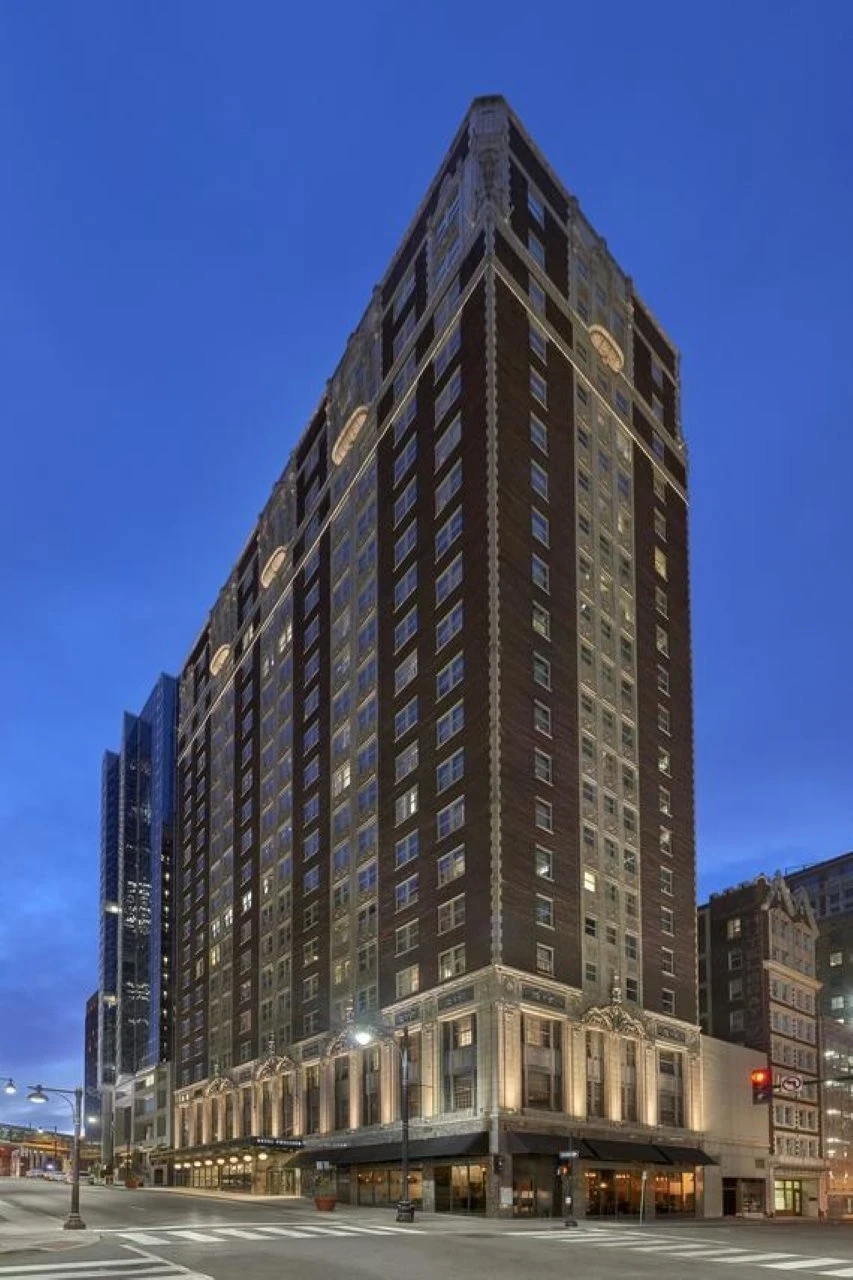Hotel Phillips Kansas City Curio Collection by Hilton