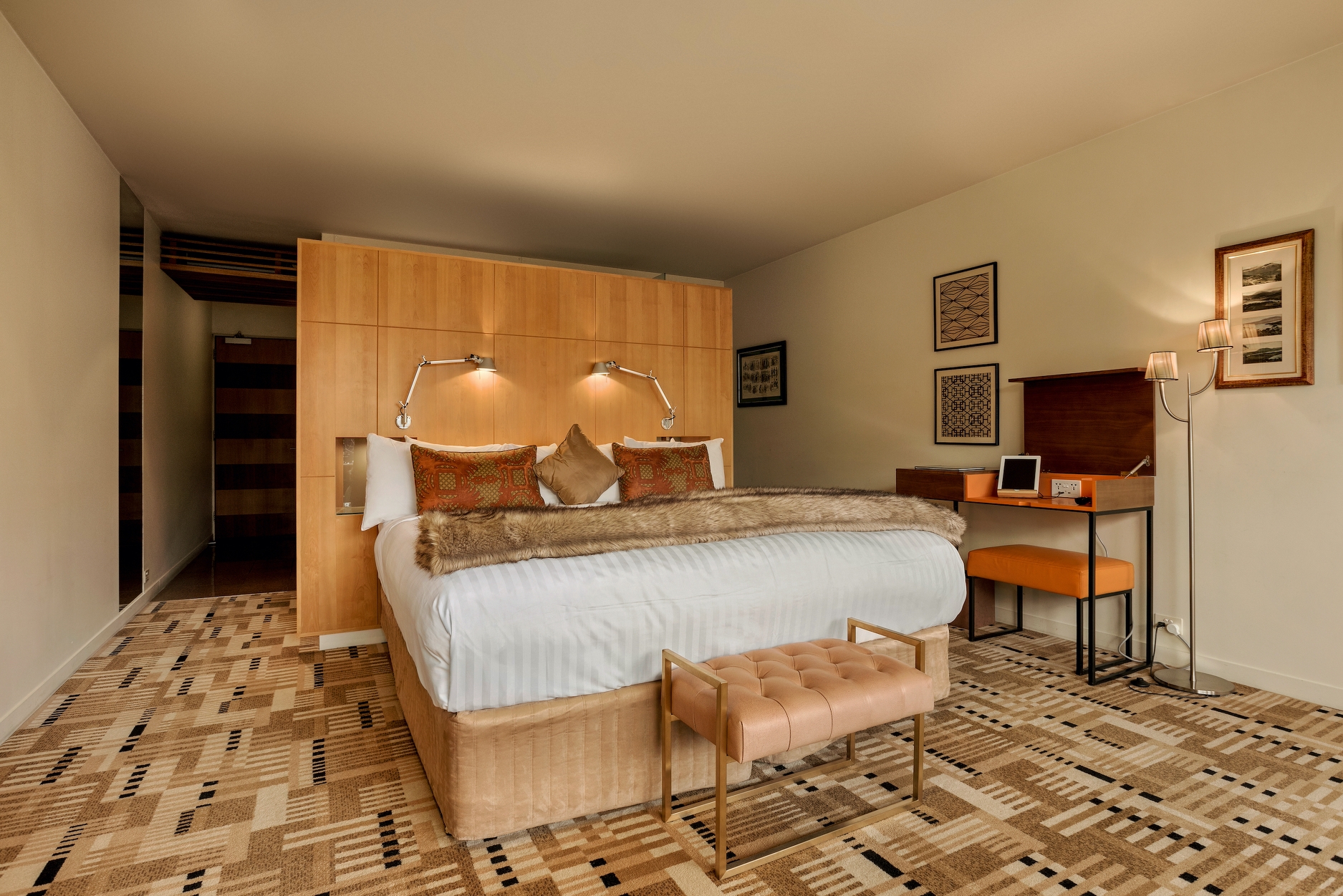 Islington Hotel