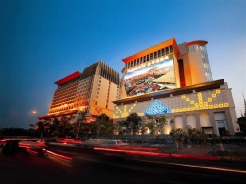 NagaWorld Hotel