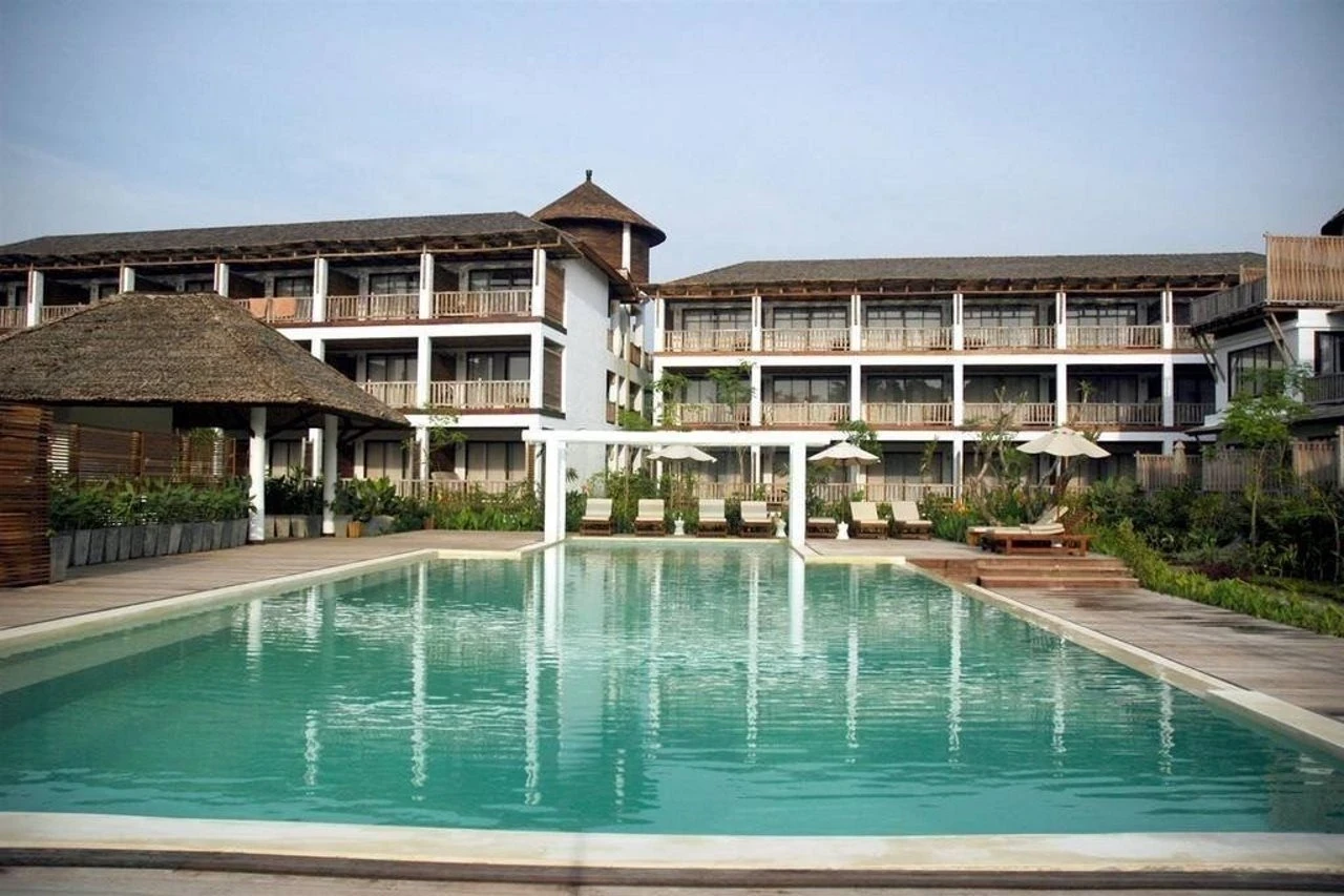 Aana Resort And Spa