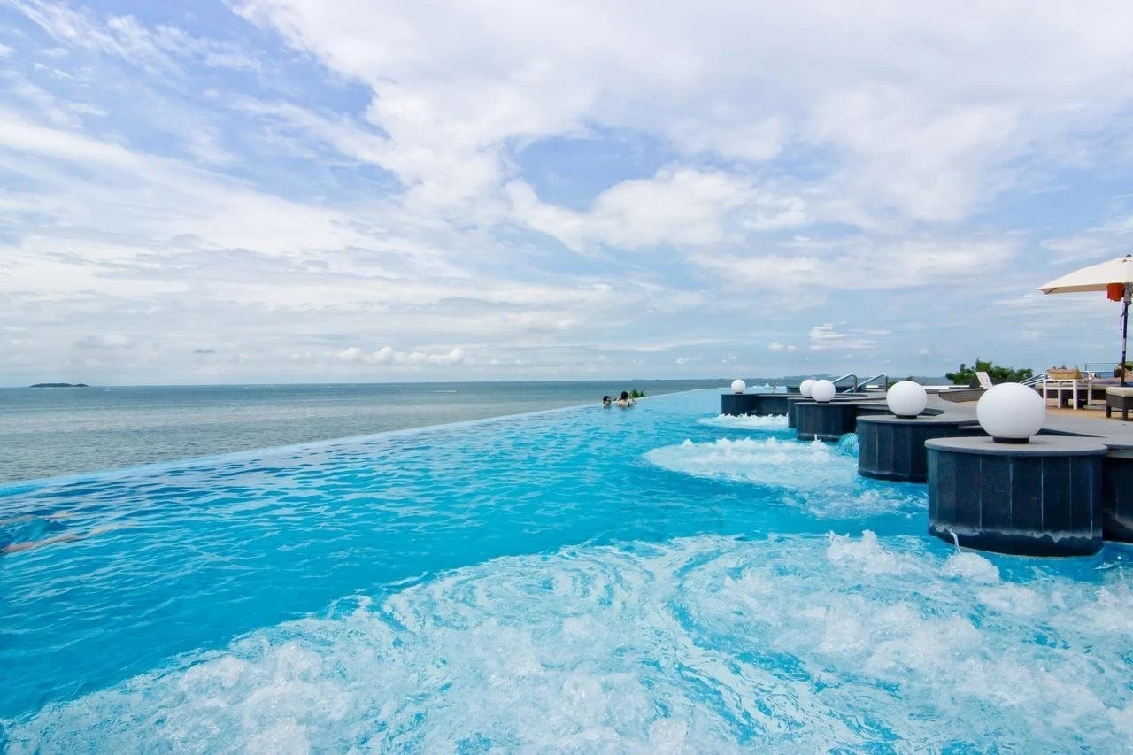 Royal Cliff Beach Hotel