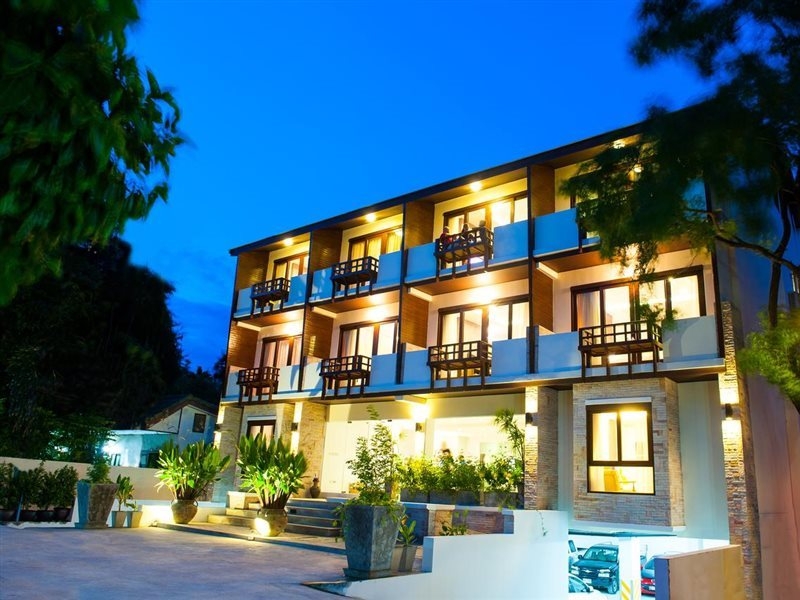 Montien House