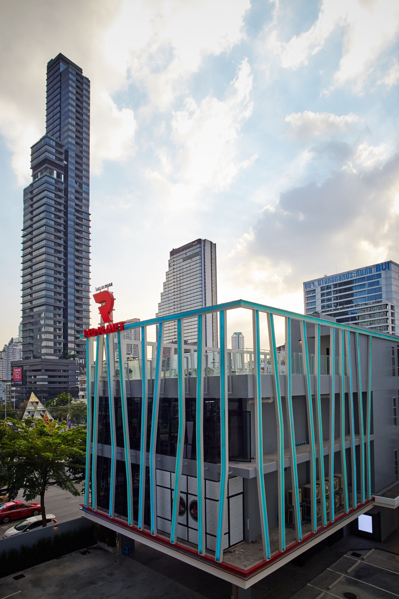 Red Planet Bangkok Surawong