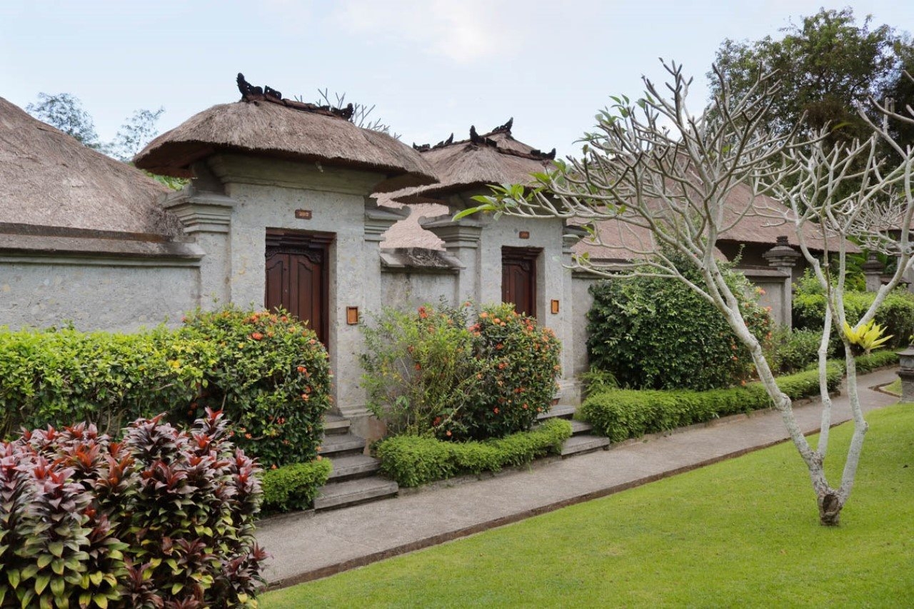 Santi Mandala Villa and Spa