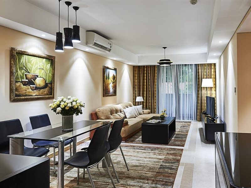 Sherwood Residence