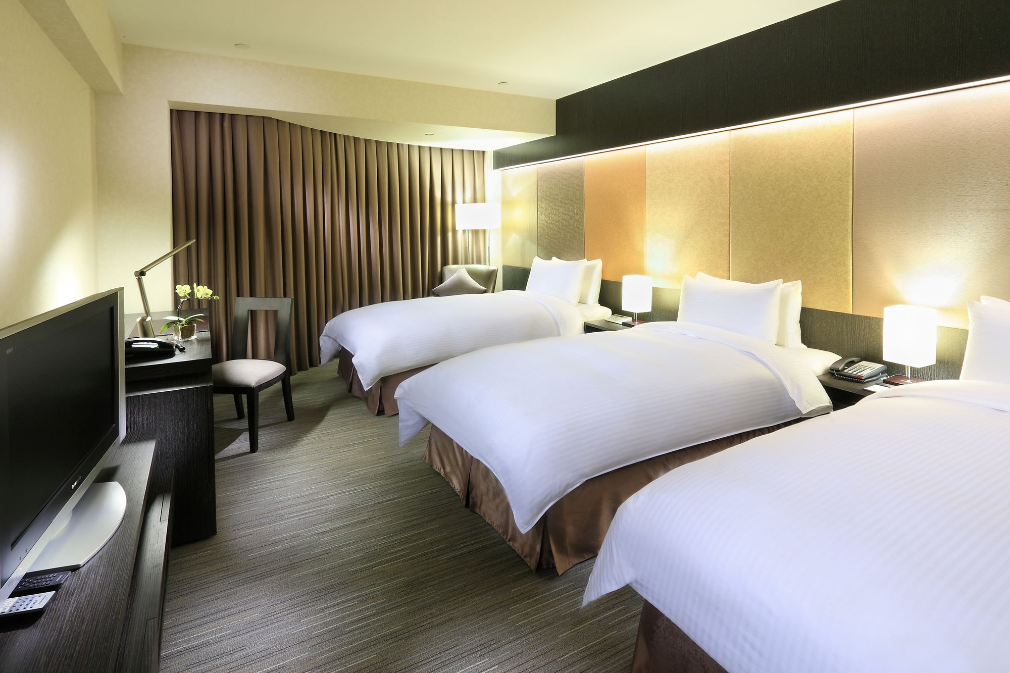 Park Taipei Hotel