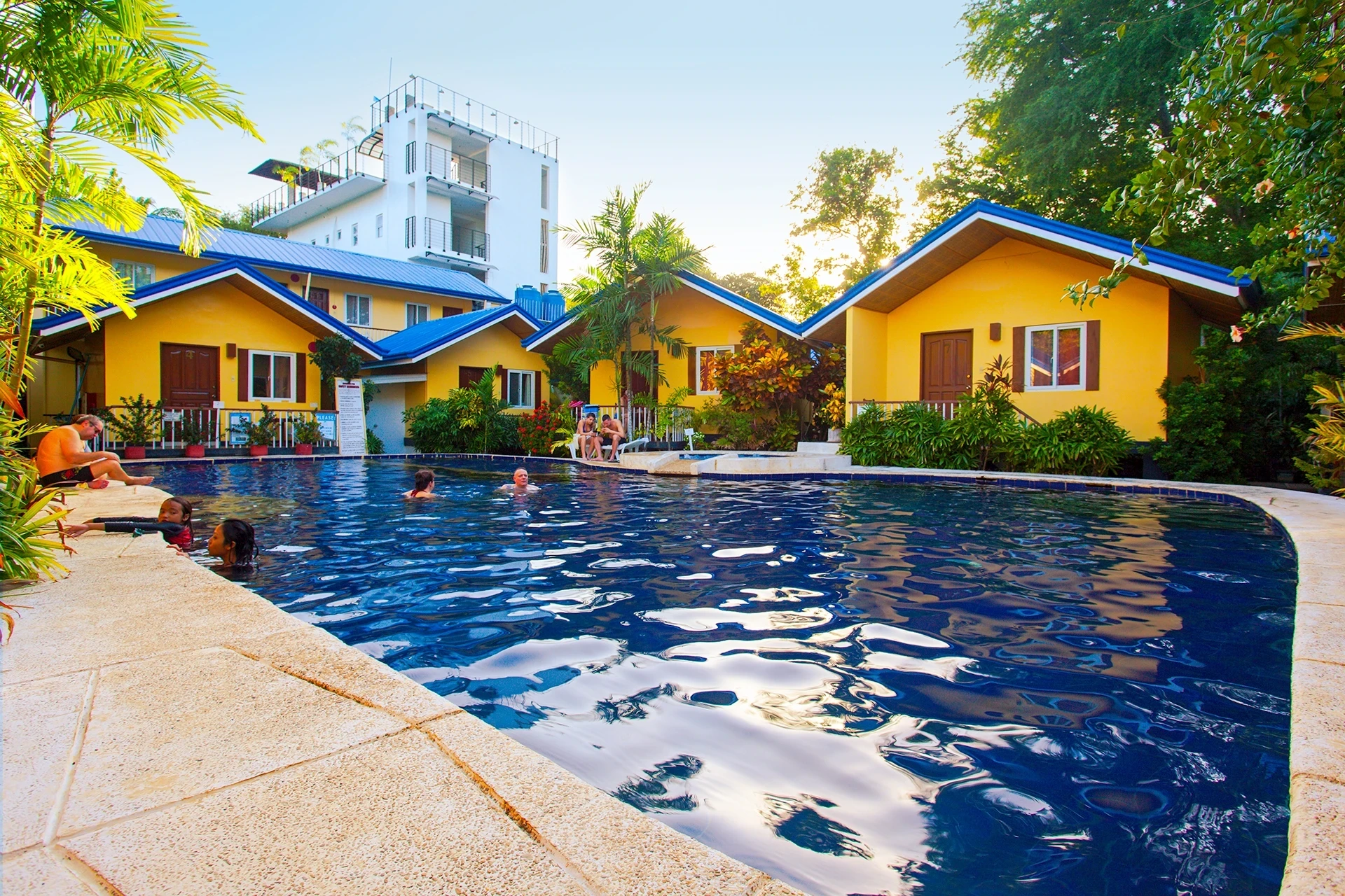 Blue Lagoon Inn and Suites