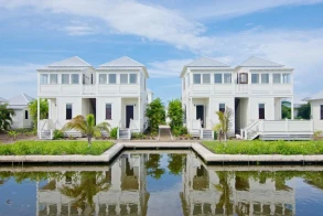 Mahogany Bay Resort & Beach Club, Curio Collection by Hilton