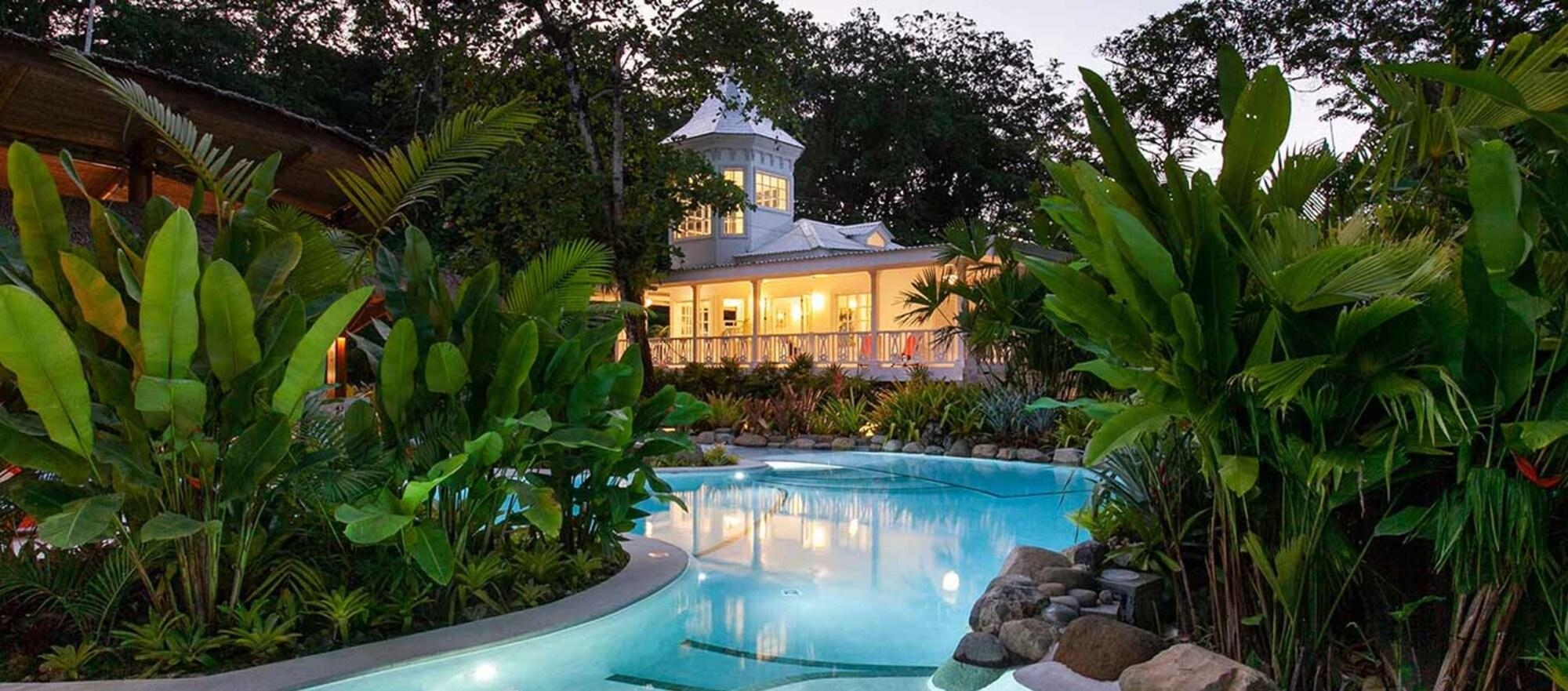 Hotel Aguas Claras