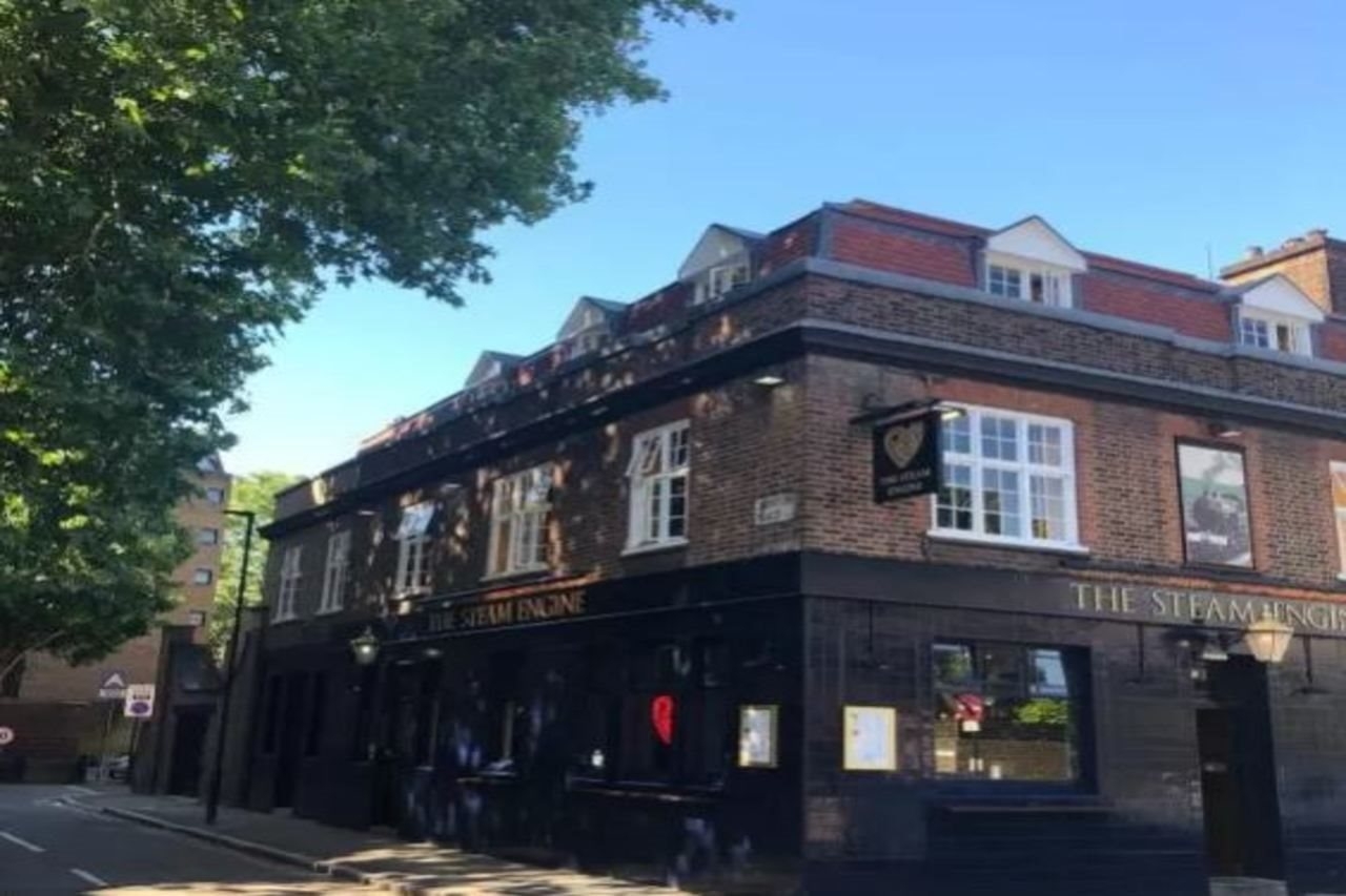 PubLove The Steam Engine - Hostel